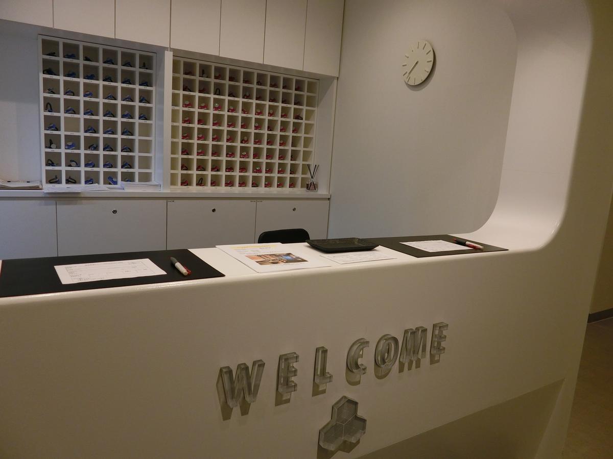Capsule Hotel Valie Ebisucho Osaka Bagian luar foto
