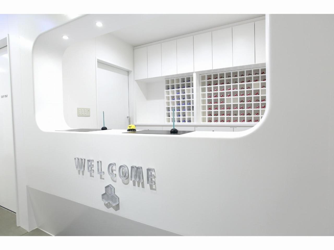 Capsule Hotel Valie Ebisucho Osaka Bagian luar foto