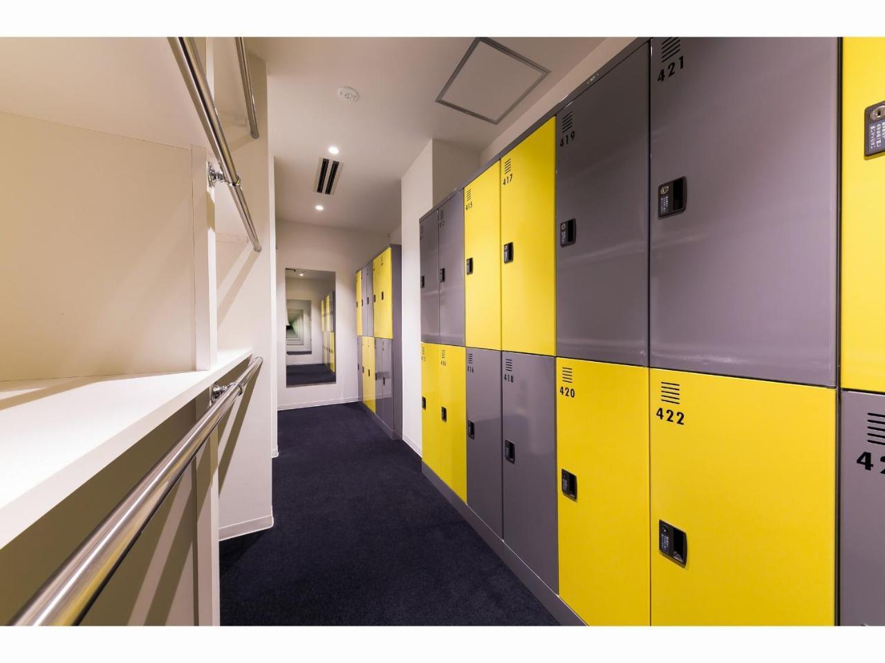 Capsule Hotel Valie Ebisucho Osaka Bagian luar foto