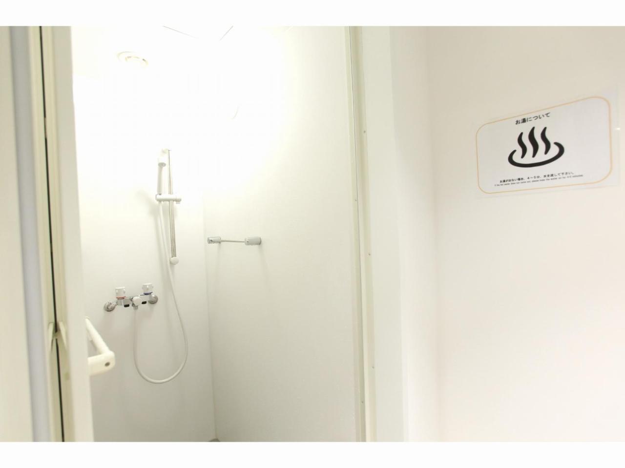Capsule Hotel Valie Ebisucho Osaka Bagian luar foto